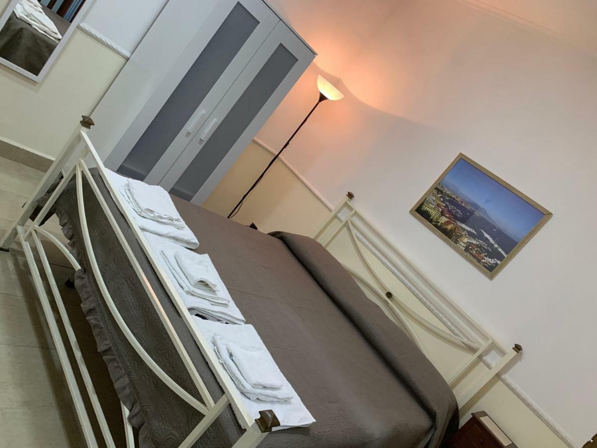 Casa Vacanza Da Totore Napoli Eksteriør billede